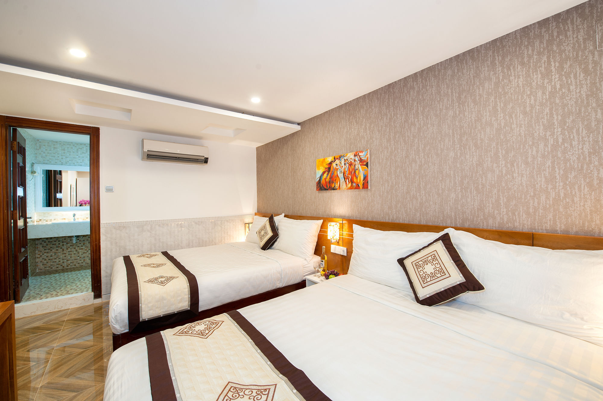 Khách sạn Acacia Saigon 3*